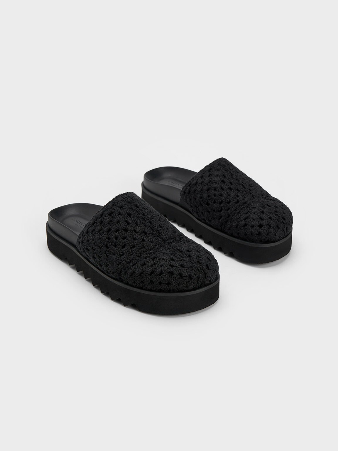 Sepatu Mules Platform Crochet, Black, hi-res