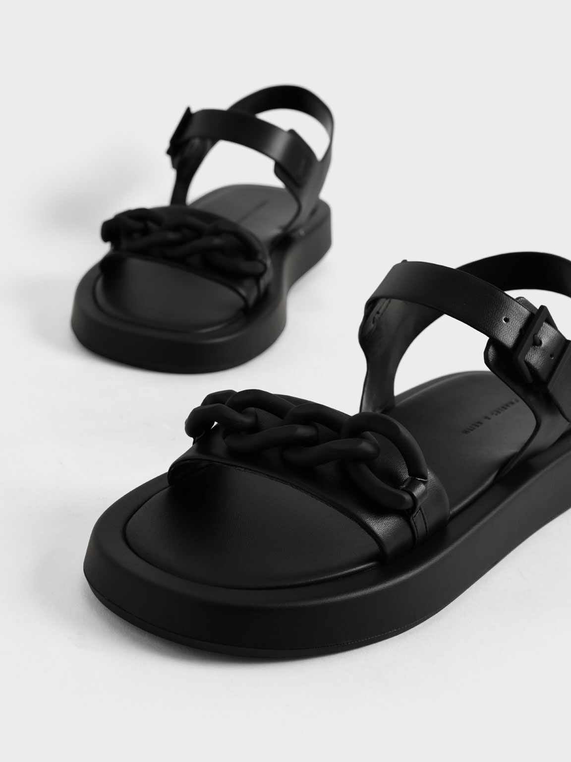 Sandal Ankle Strap Padded Chunky Chain-Link, Black, hi-res