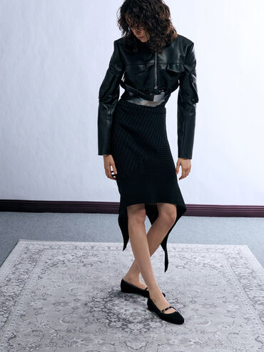 Sepatu Mary Janes Buckled-Strap Contrast-Trim Faux Suede, Black Textured, hi-res