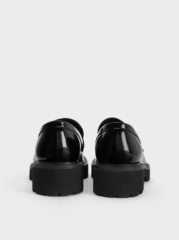 Sepatu Loafers Platform Metallic-Accent Lando, Black Box, hi-res