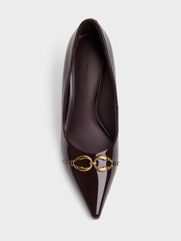 Sepatu Pumps Pointed Metallic-Buckle Patent, Burgundy, hi-res