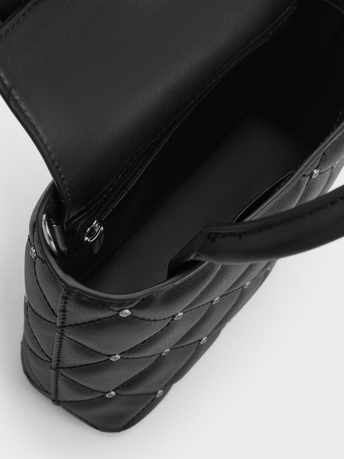 Black store padded bag