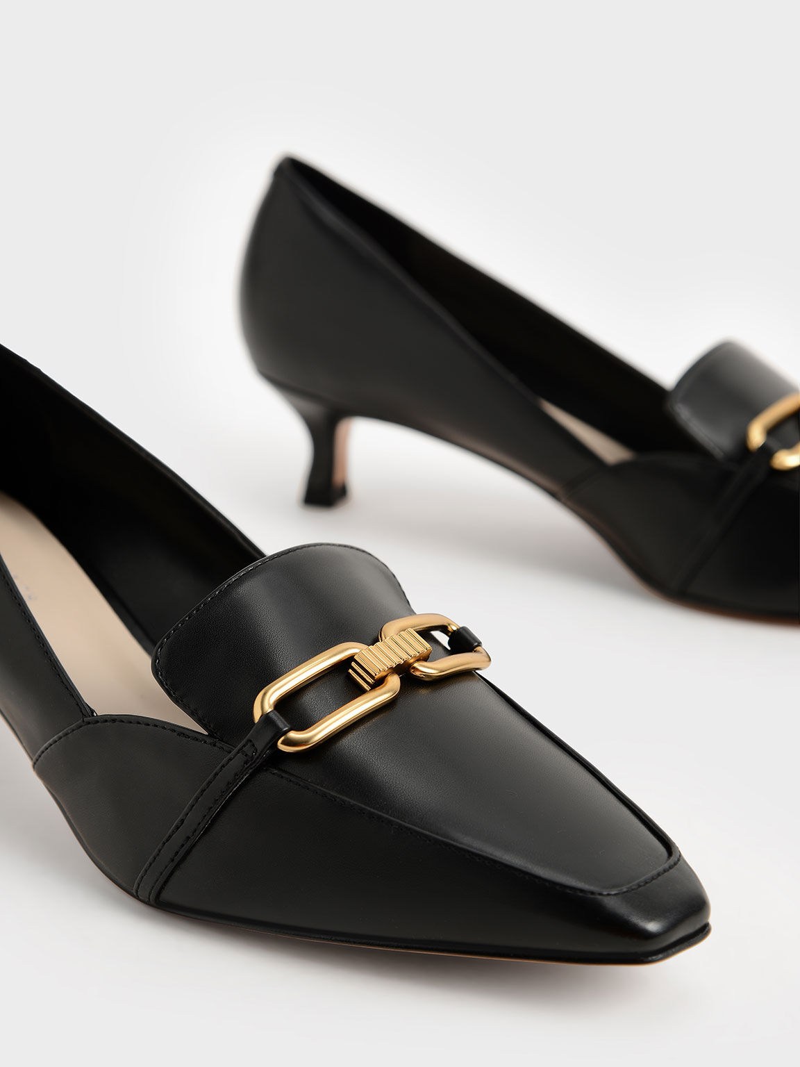 Sepatu Loafer Chain-Link, Black, hi-res