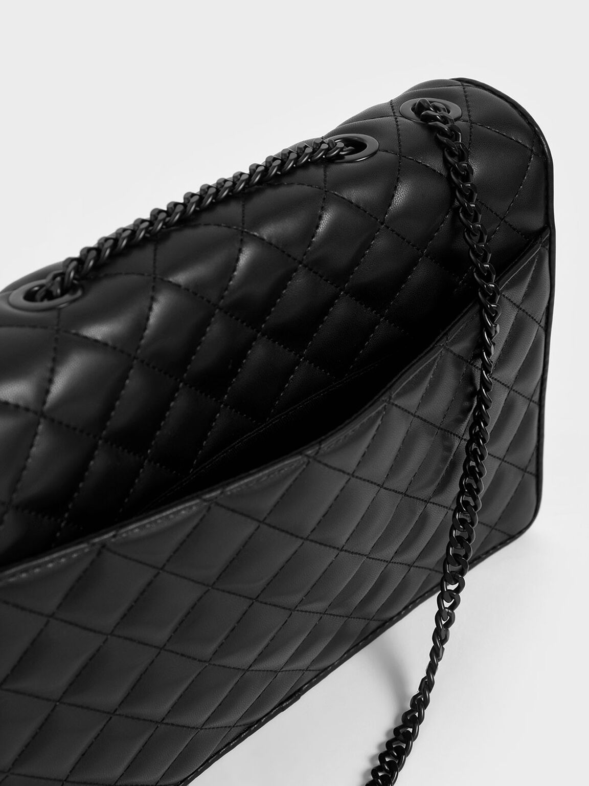 Tas Bahu Quilted Chain Strap, Ultra-Matte Black, hi-res
