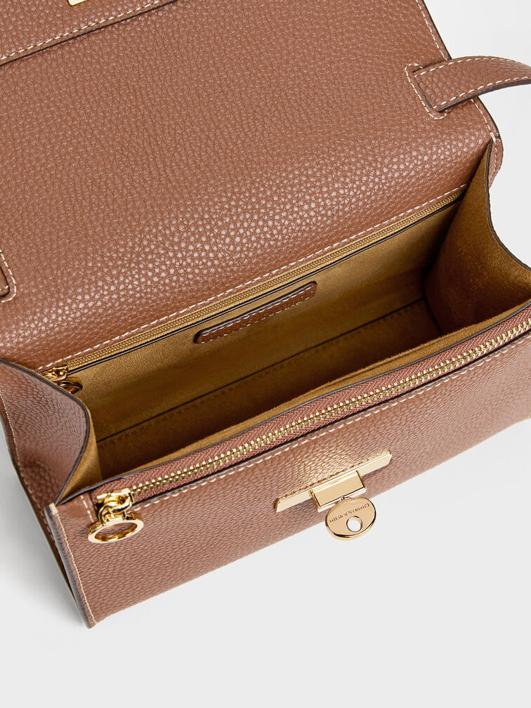 Tas Selempang Turn-Lock Chance Recycled Leather, Chocolate, hi-res