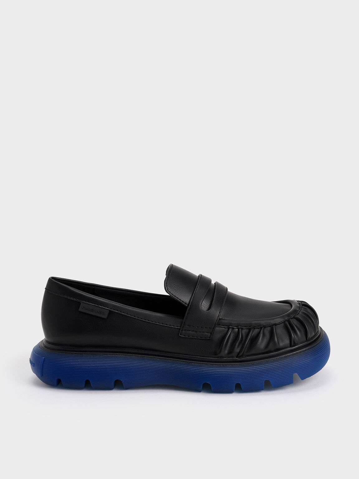 Sepatu Penny Loafers Ruched Ridged-Sole, Black, hi-res