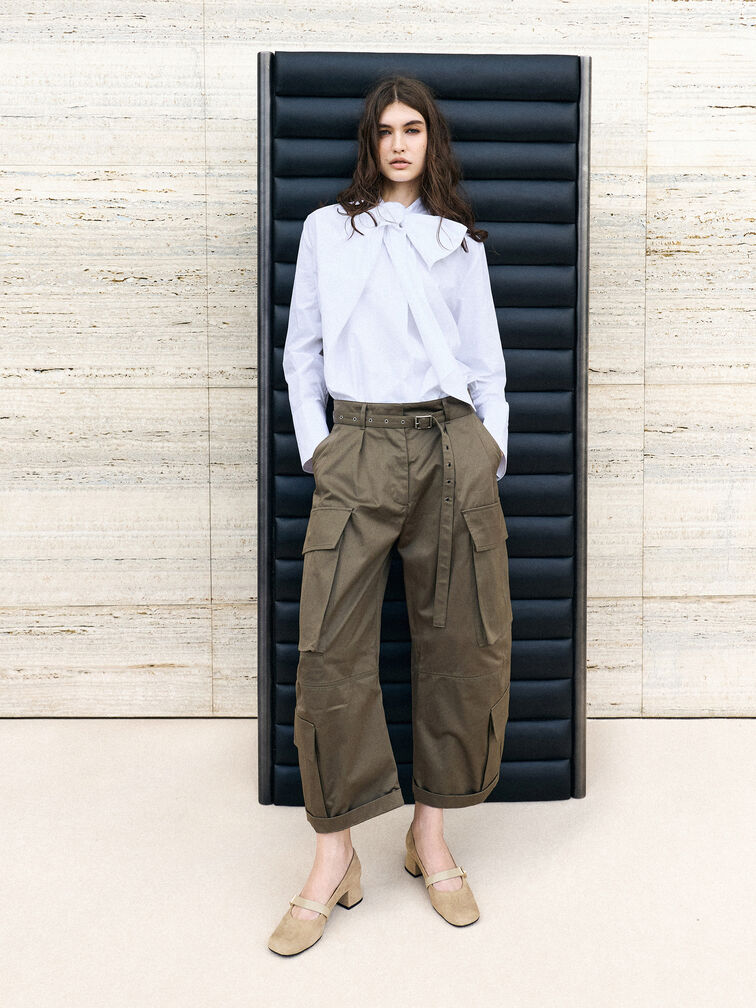 Sepatu Pumps Mary Jane Lando Faux Suede, Beige, hi-res