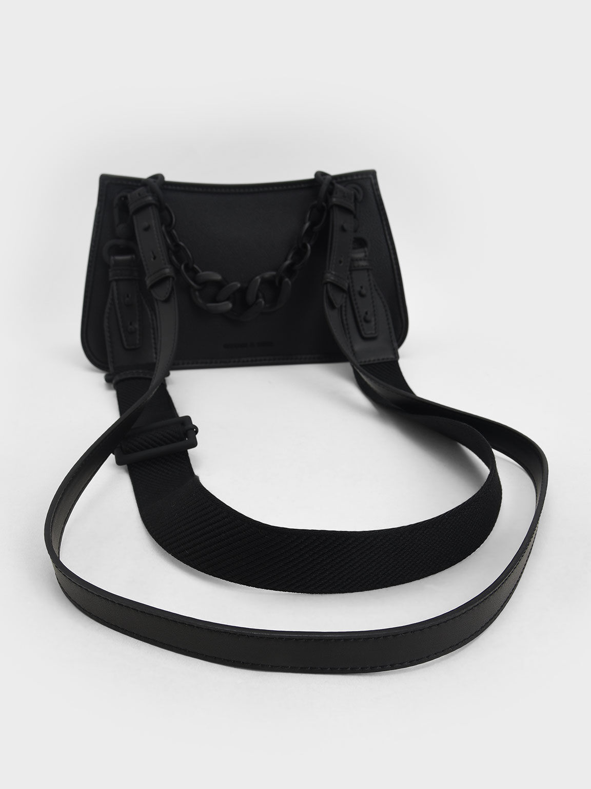 Marlowe Lock-Motif Chain Handle Bag, Black, hi-res