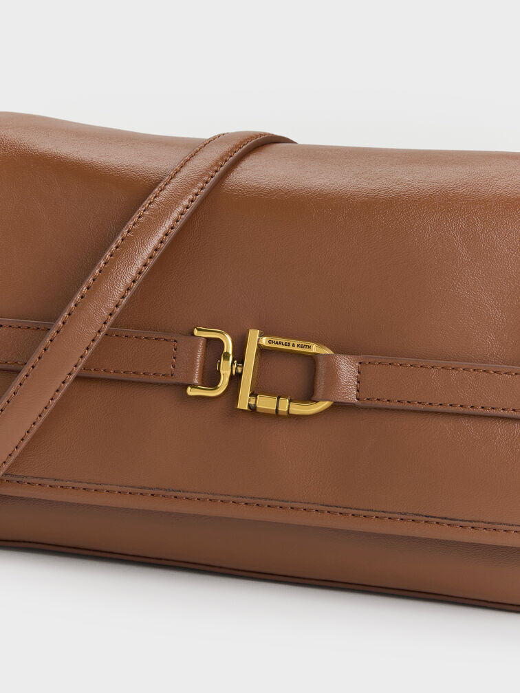 Tas Bahu Belted Metallic-Buckle Gwynne, Chocolate, hi-res