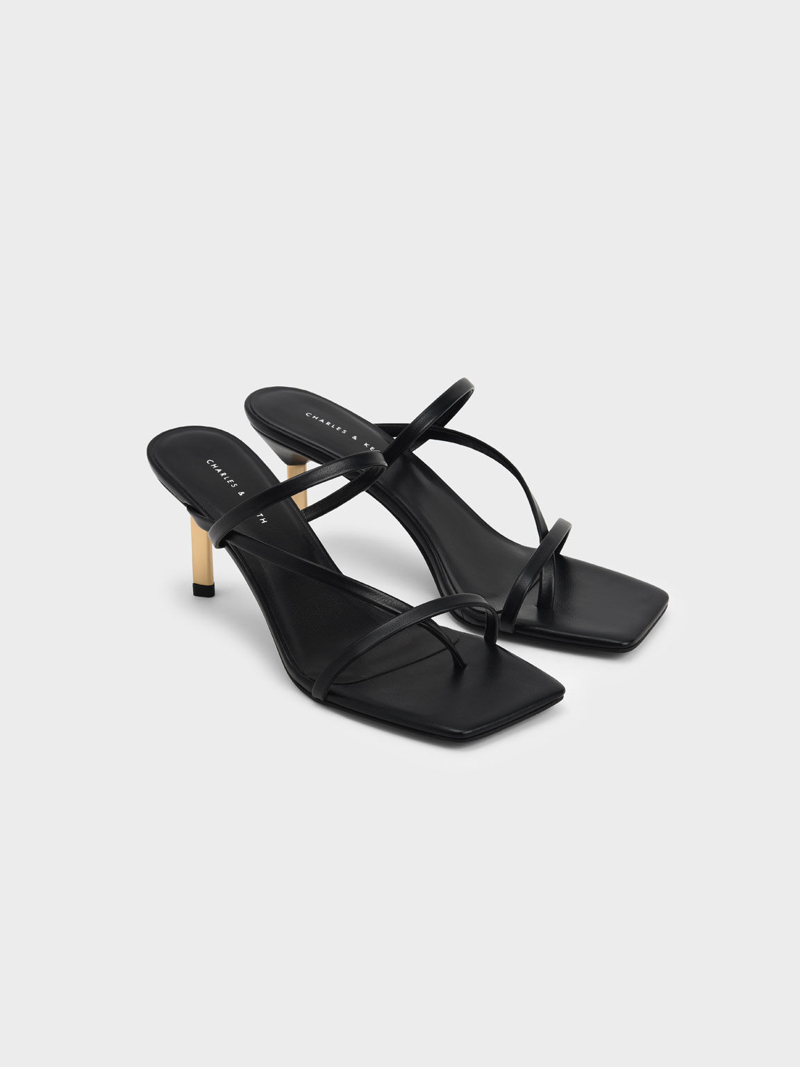Black Toe Loop Blade Heel Sandals 