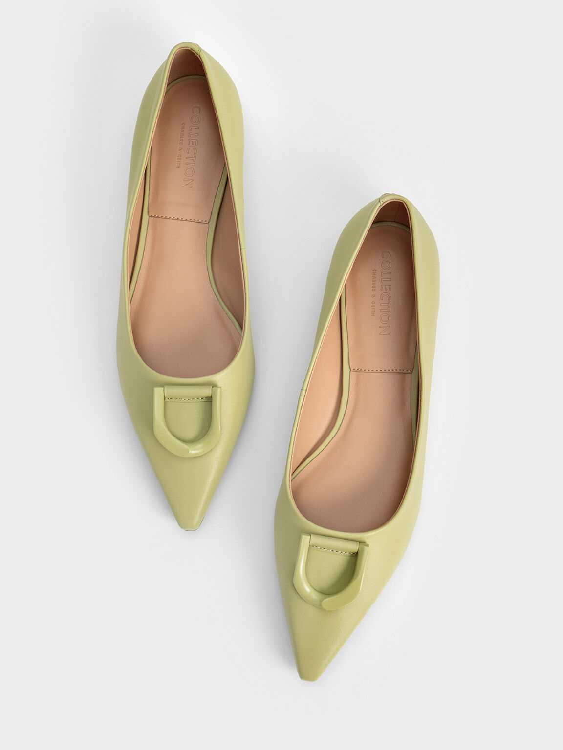Sepatu Ballerinas Gabine Patent Leather, Green, hi-res