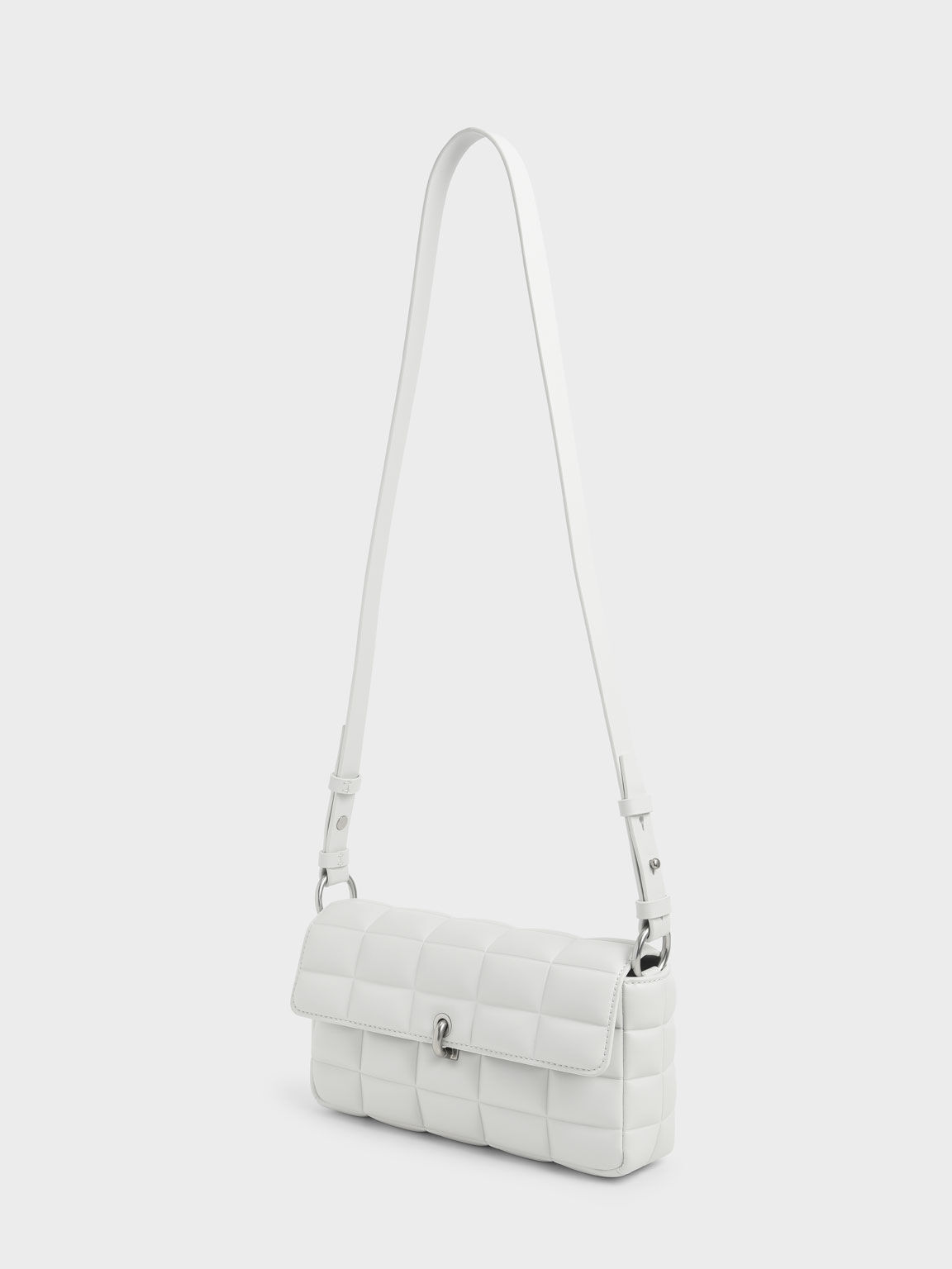 white quilted shoulder bag