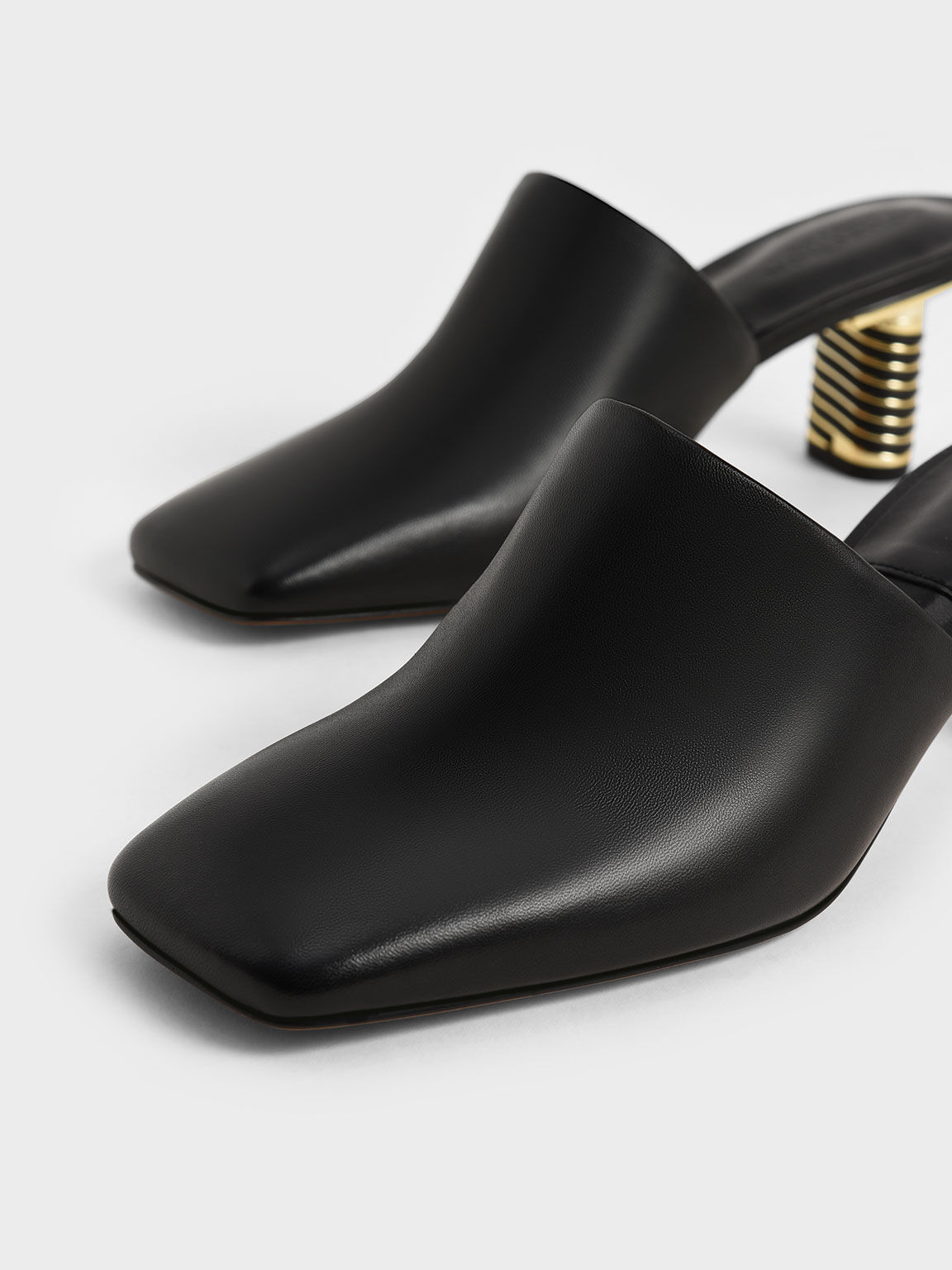 Sepatu Mules Raquel Leather Metallic Blade Heel, Black, hi-res