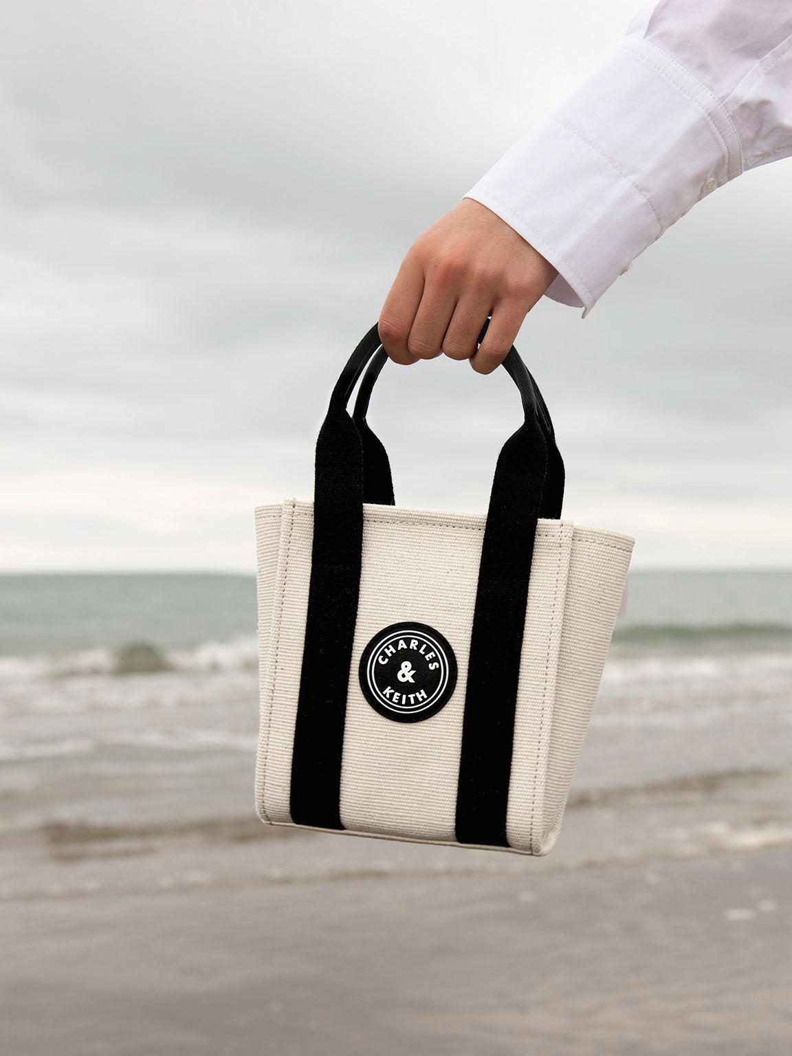 Tas tote clearance