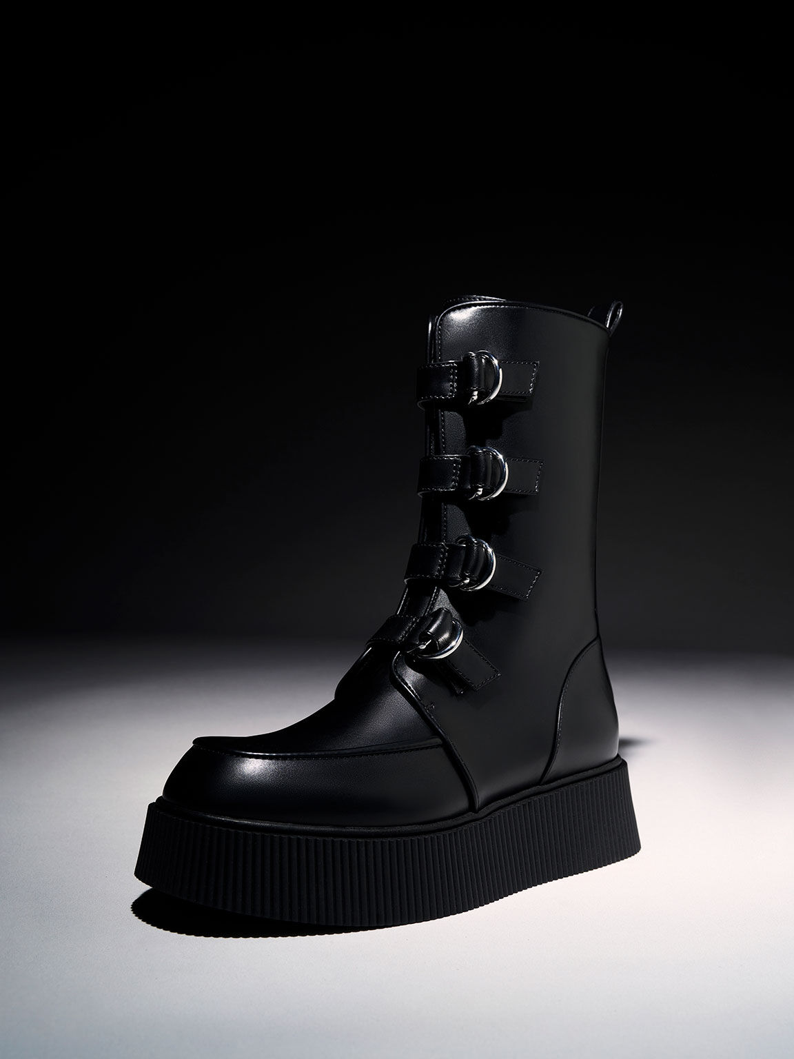 Sepatu Boots Platform Cordova Buckled, Black, hi-res