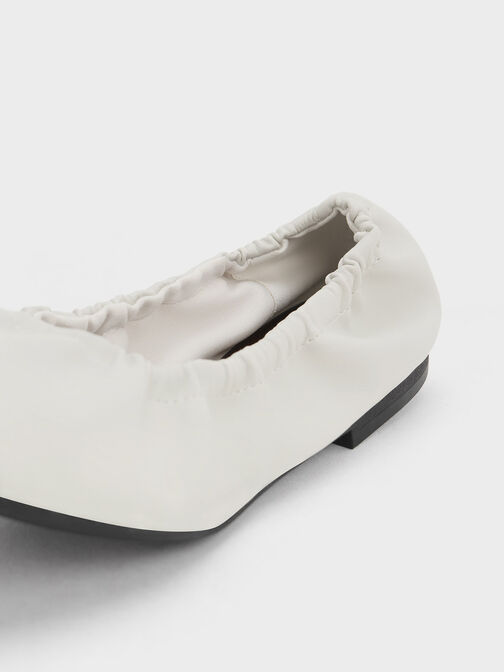 Sepatu Flats Ruched Ballerina, Chalk, hi-res