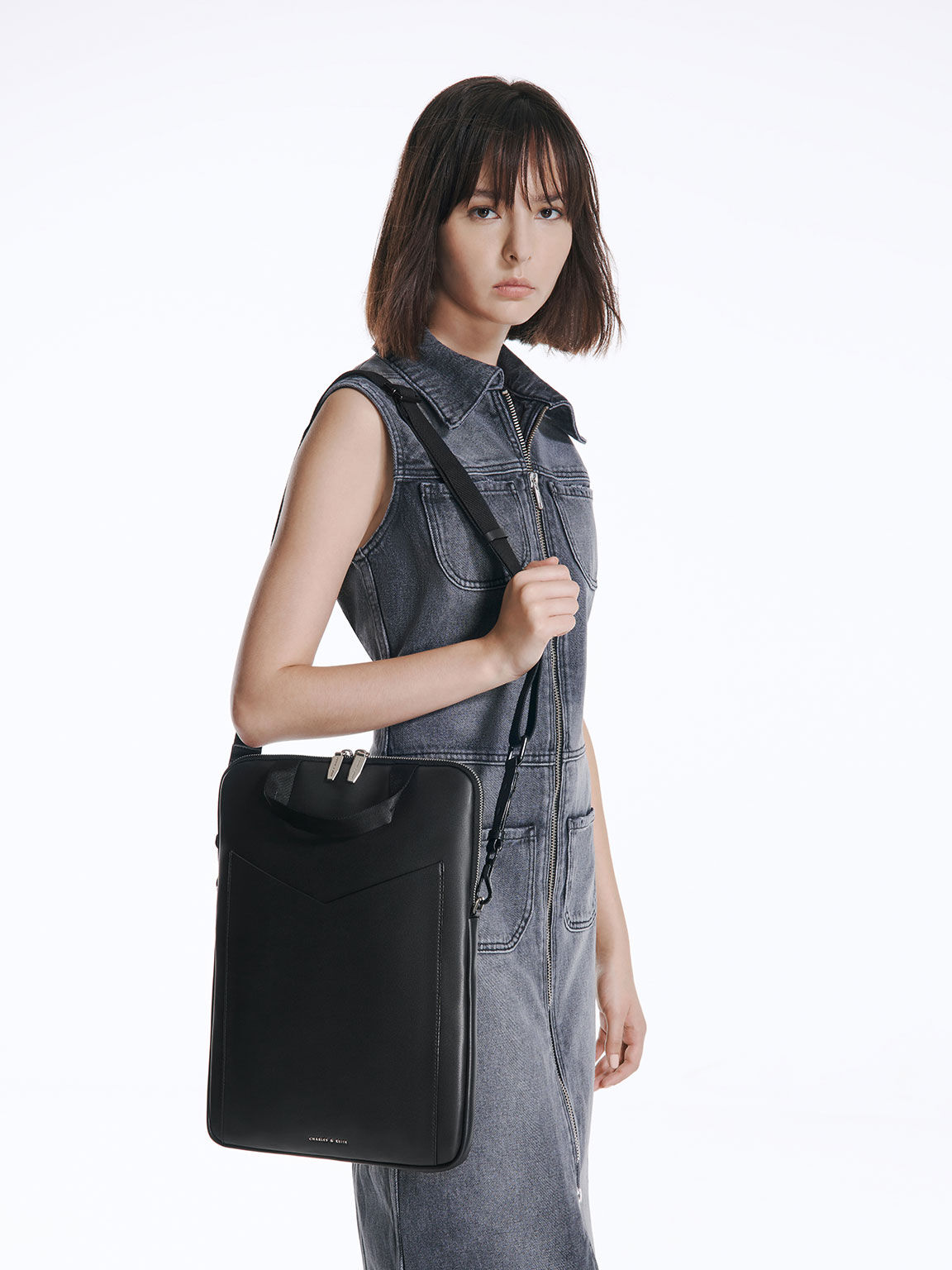 Noir Gaia Laptop Bag CHARLES KEITH ID