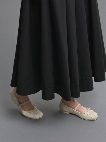 Sepatu Flats Mary Jane Bow Emiko, Chalk, hi-res