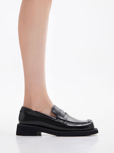 Sepatu Loafers Monique Square-Toe, Black Box, hi-res