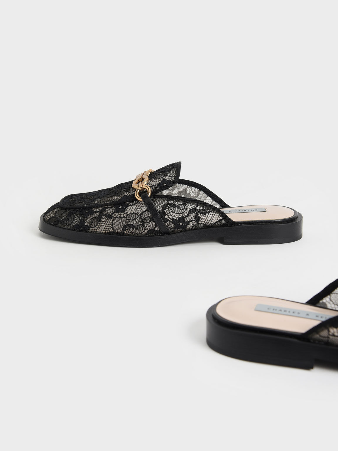 Sepatu Chain-Link Lace Loafer Mule, Black, hi-res