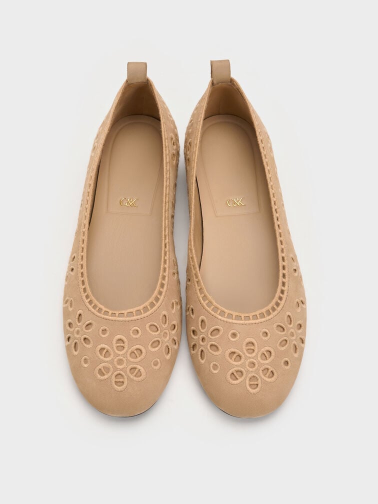 Sepatu Flats Ballet Embroidered Leather, Beige, hi-res