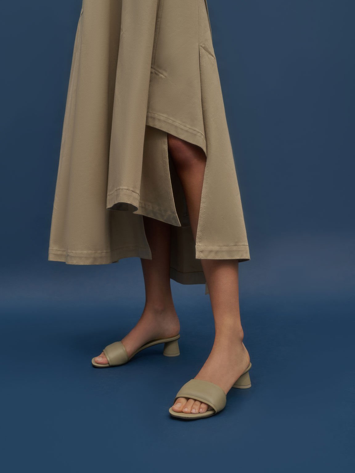 Sandal Puffy Cylindrical Heel Mules, Taupe, hi-res