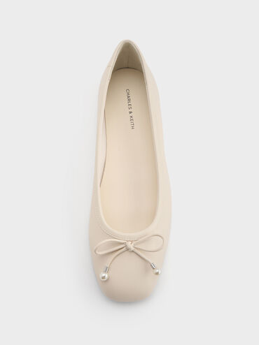 Sepatu Ballet Flats Pearl-Embellished Bow Barbara, Chalk, hi-res