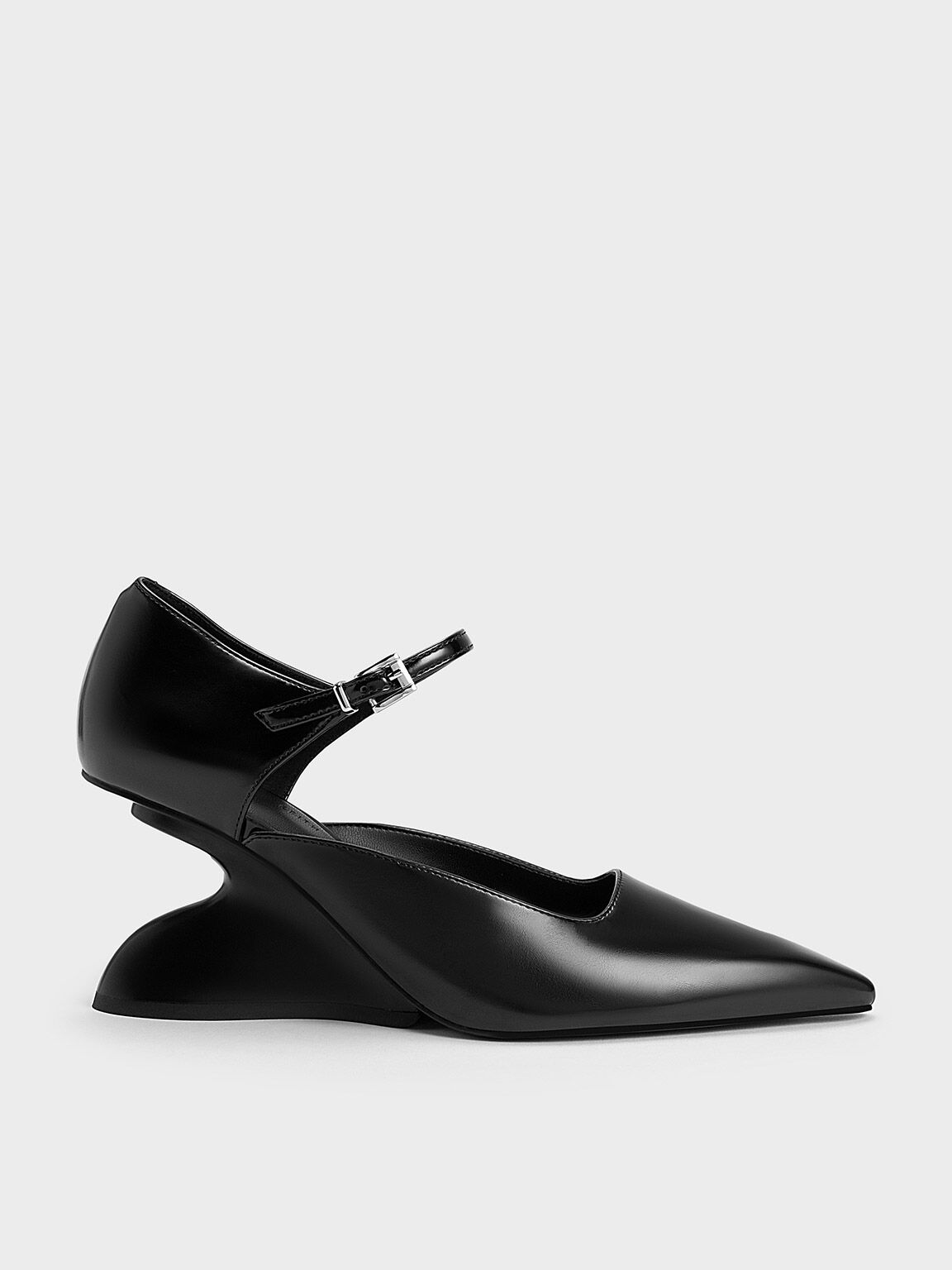 Sepatu Wedges Sculptural D'Orsay Zania, Black, hi-res