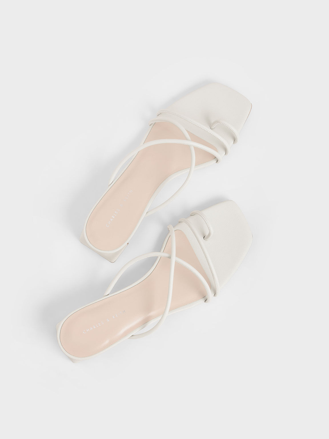 Sandal Strappy Toe Ring, White, hi-res