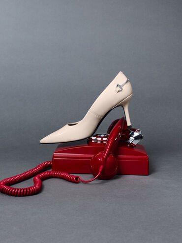 Sepatu Pumpd Pointed-Toe Metallic-Accent Erinna, Sand, hi-res