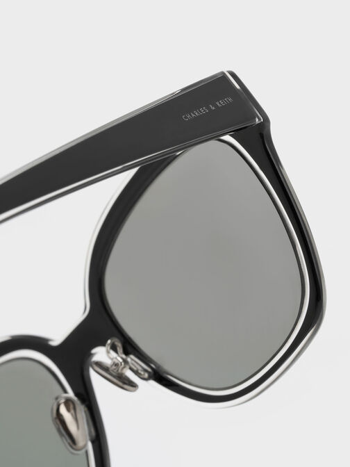 Kacamata Metallic Accent Square Oversized, Black, hi-res