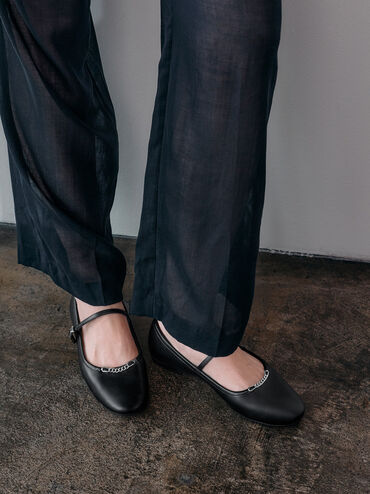 Sepatu Mary Jane Shila Flats Chain, Black, hi-res