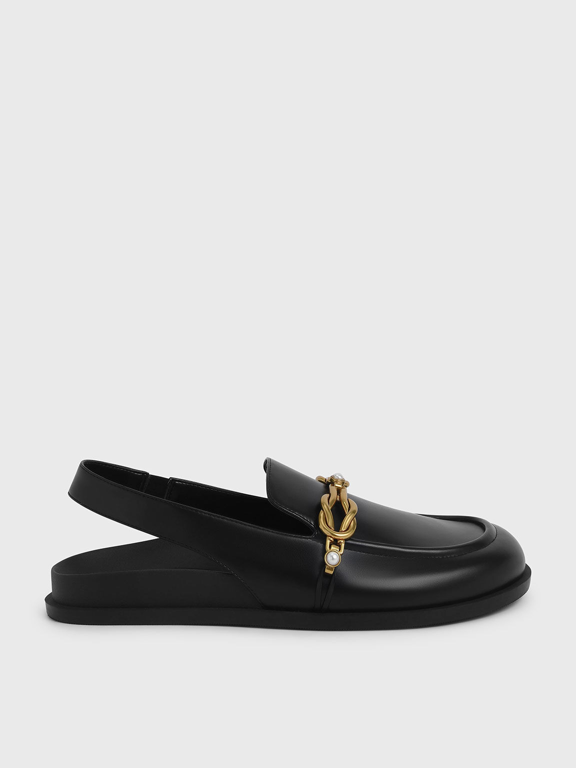 Sepatu Loafers Beaded Chain-Embellished Slingback, Black, hi-res