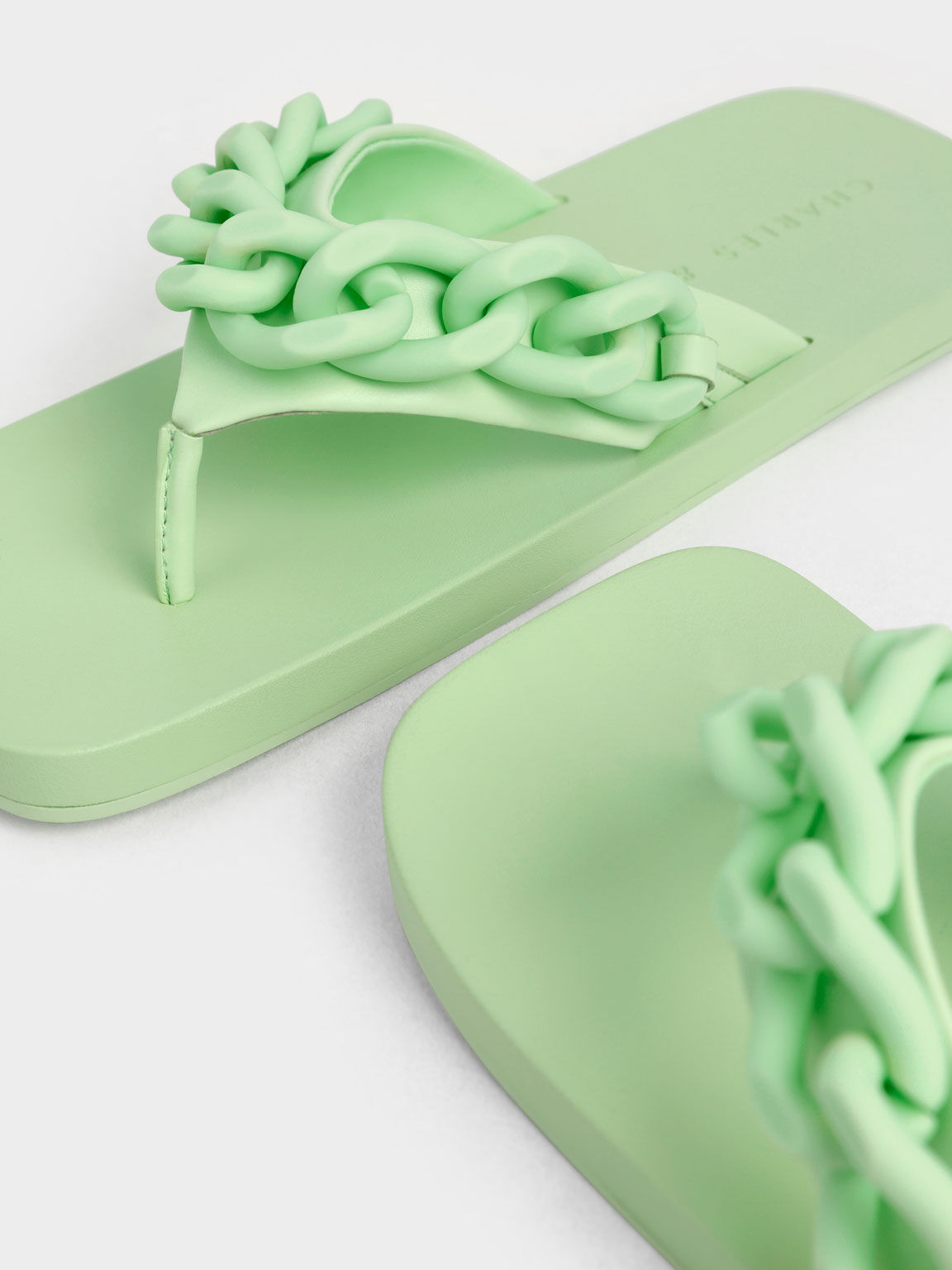Sandal Thong Chain Link, Green, hi-res