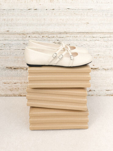 Sepatu Flats Mary Jane Crossover Triple-Strap, Chalk, hi-res