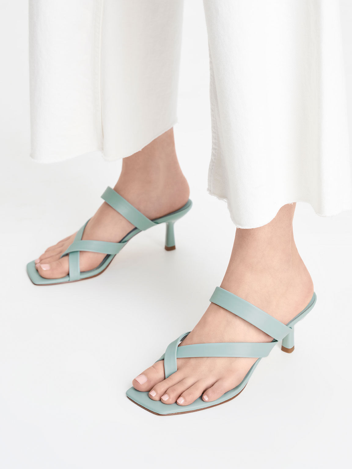 Sandal Heeled Toe Ring Textured Asymmetric, Blue, hi-res