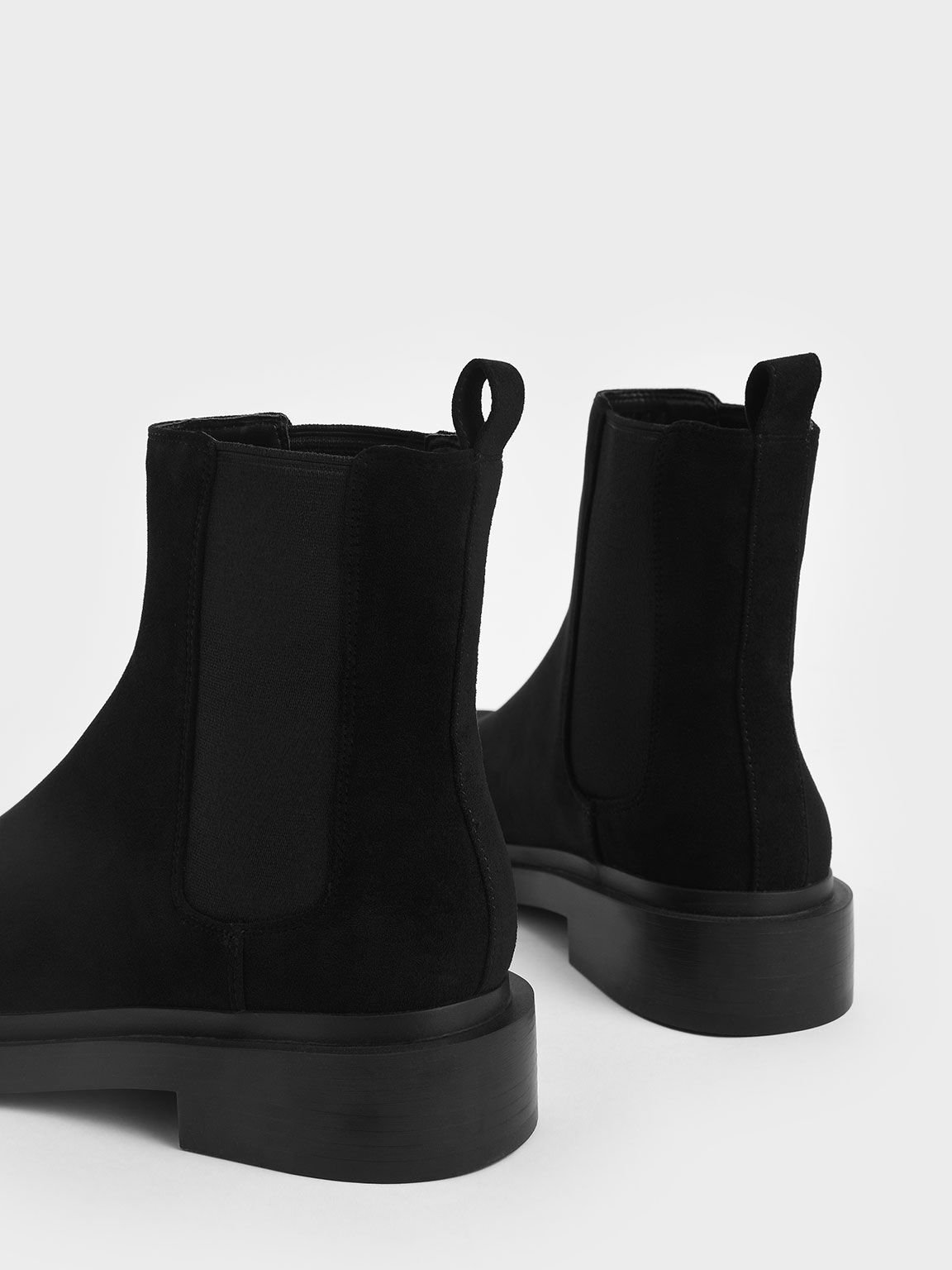 Sepatu Textured Chelsea Block-Heel Boots, Black Textured, hi-res