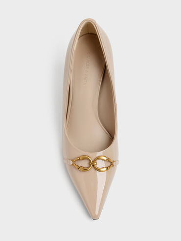 Sepatu Pumps Pointed Metallic-Buckle Patent, Nude, hi-res