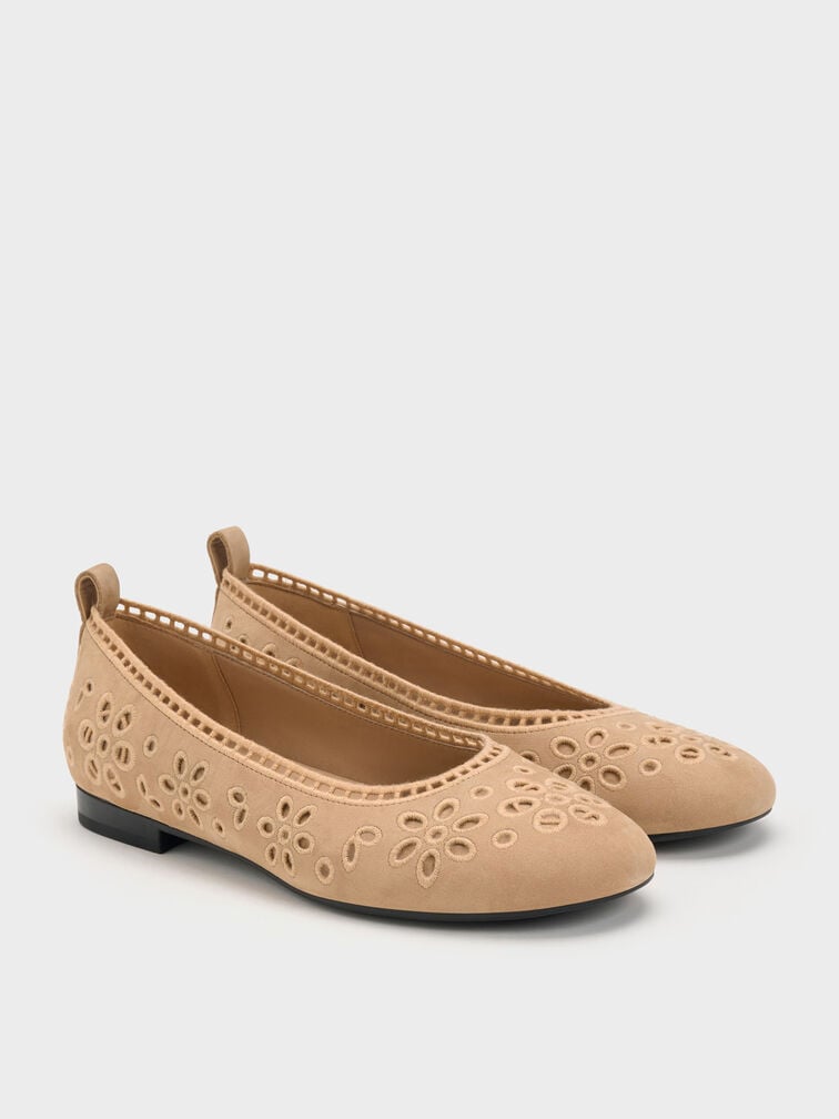 Sepatu Flats Ballet Embroidered Leather, Beige, hi-res
