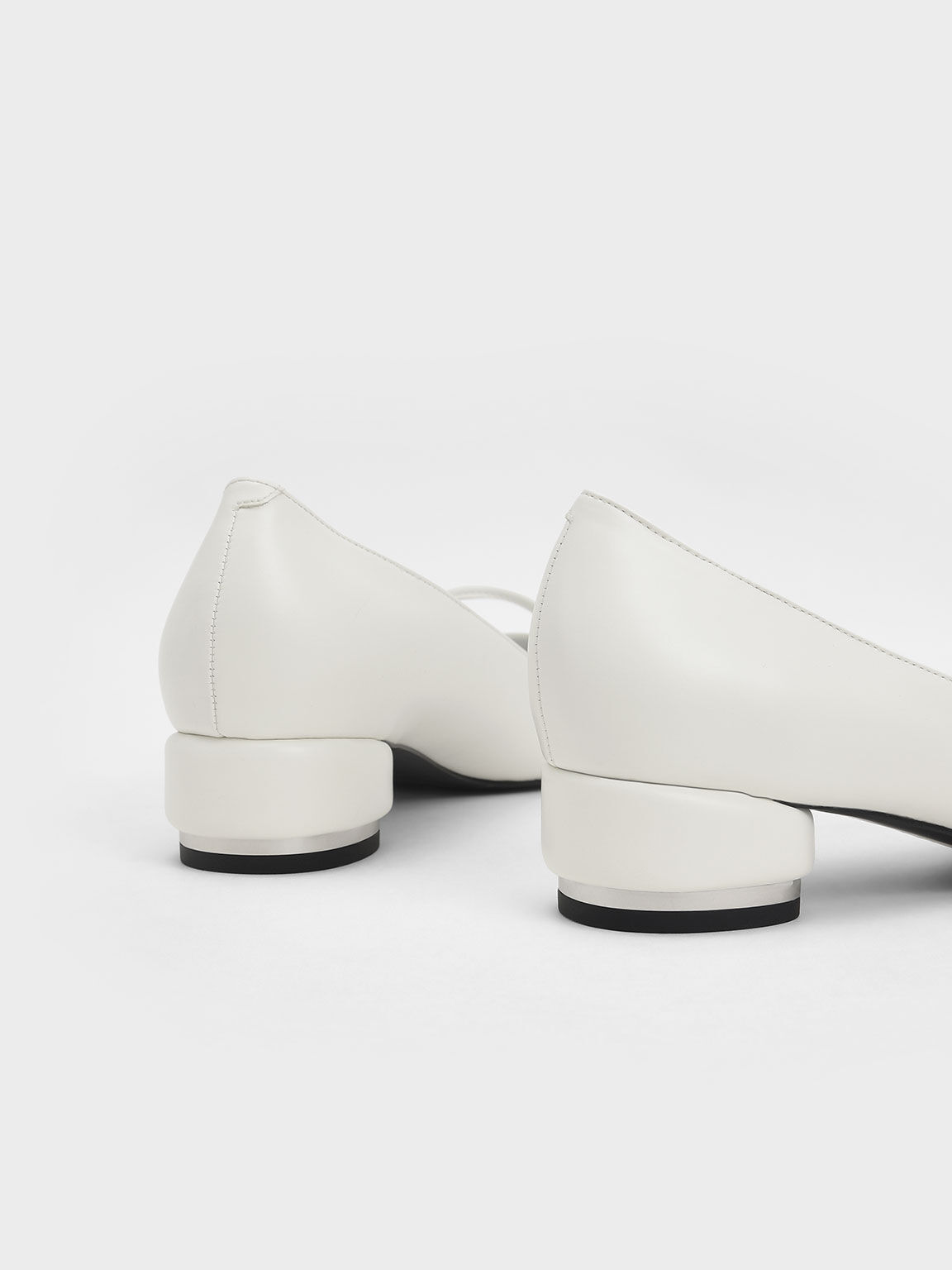 Sepatu Pumps Block Heel Pointed-Toe Low, White, hi-res