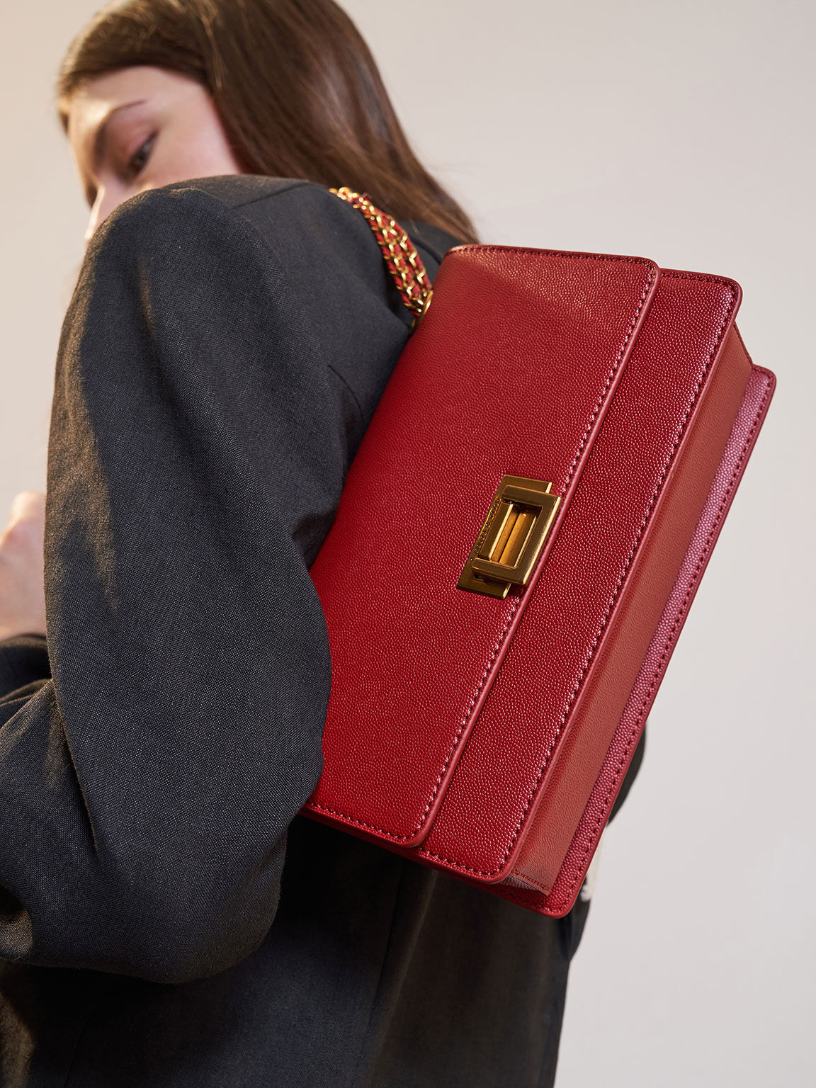 Red Chain Shoulder Bag - CHARLES \u0026 KEITH ID