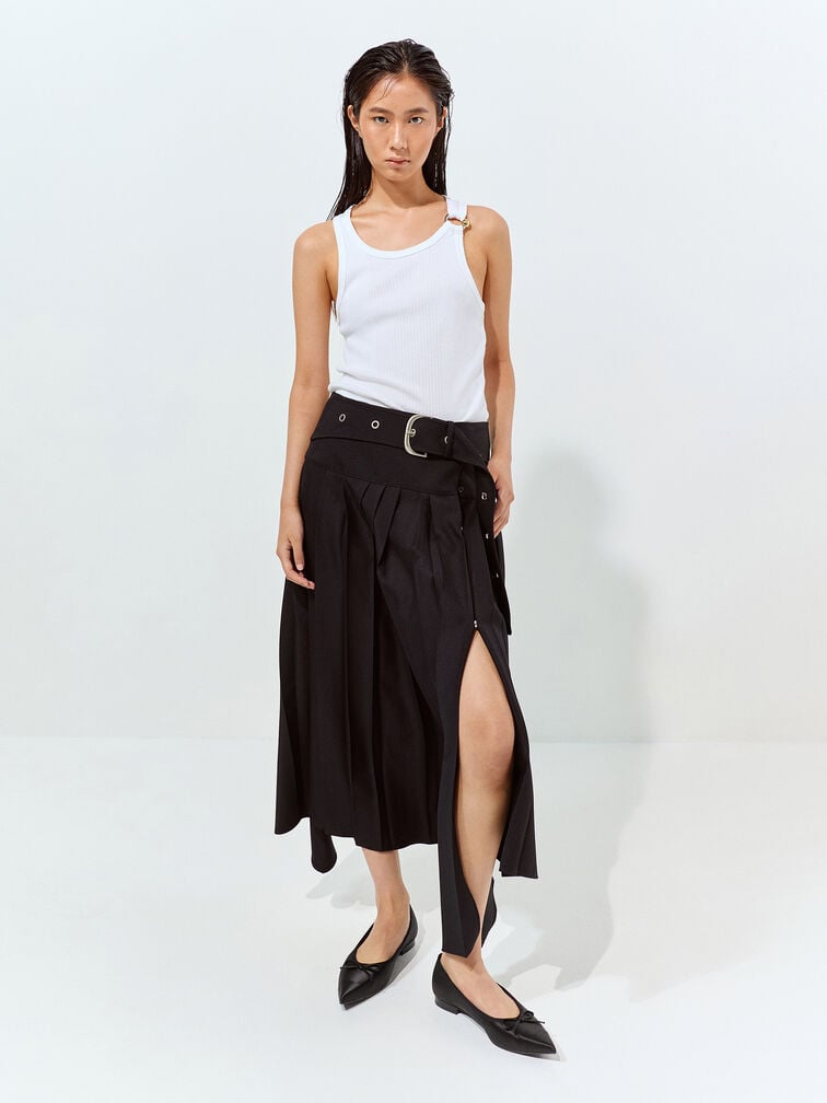 Sepatu Cap-Toe Briella Satin, Black Textured, hi-res
