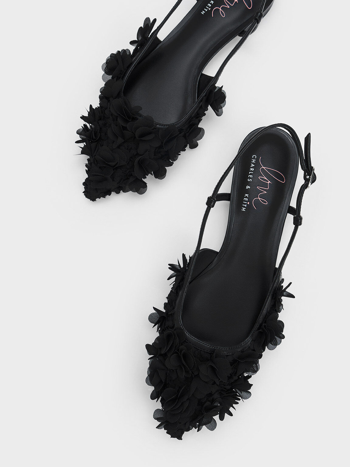 Sepatu Flats Slingback Floral Mesh, Black, hi-res