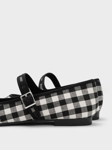Sepatu Flats Checkered Buckled Mary Jane, Black Textured, hi-res