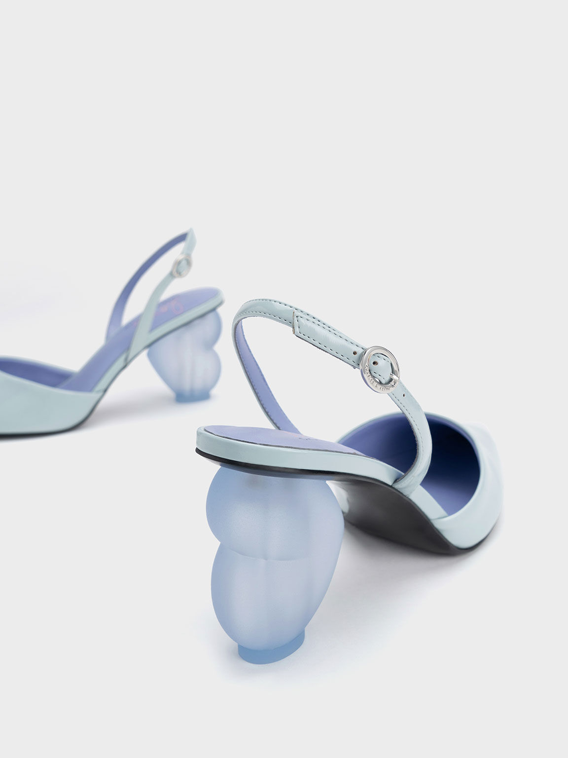 Sepatu Slingback Pumps Heart Heel, Light Blue, hi-res