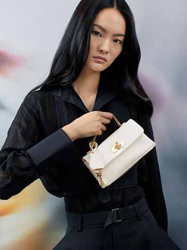 Dompet On Chain Kerry, Cream, hi-res