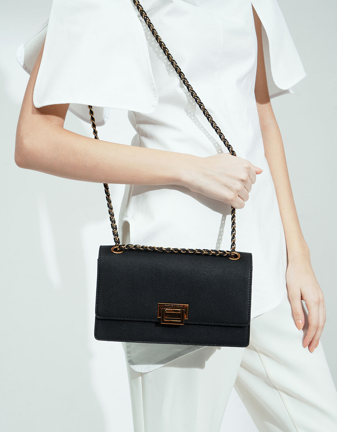 Black Chain Strap Shoulder Bag CHARLES KEITH ID