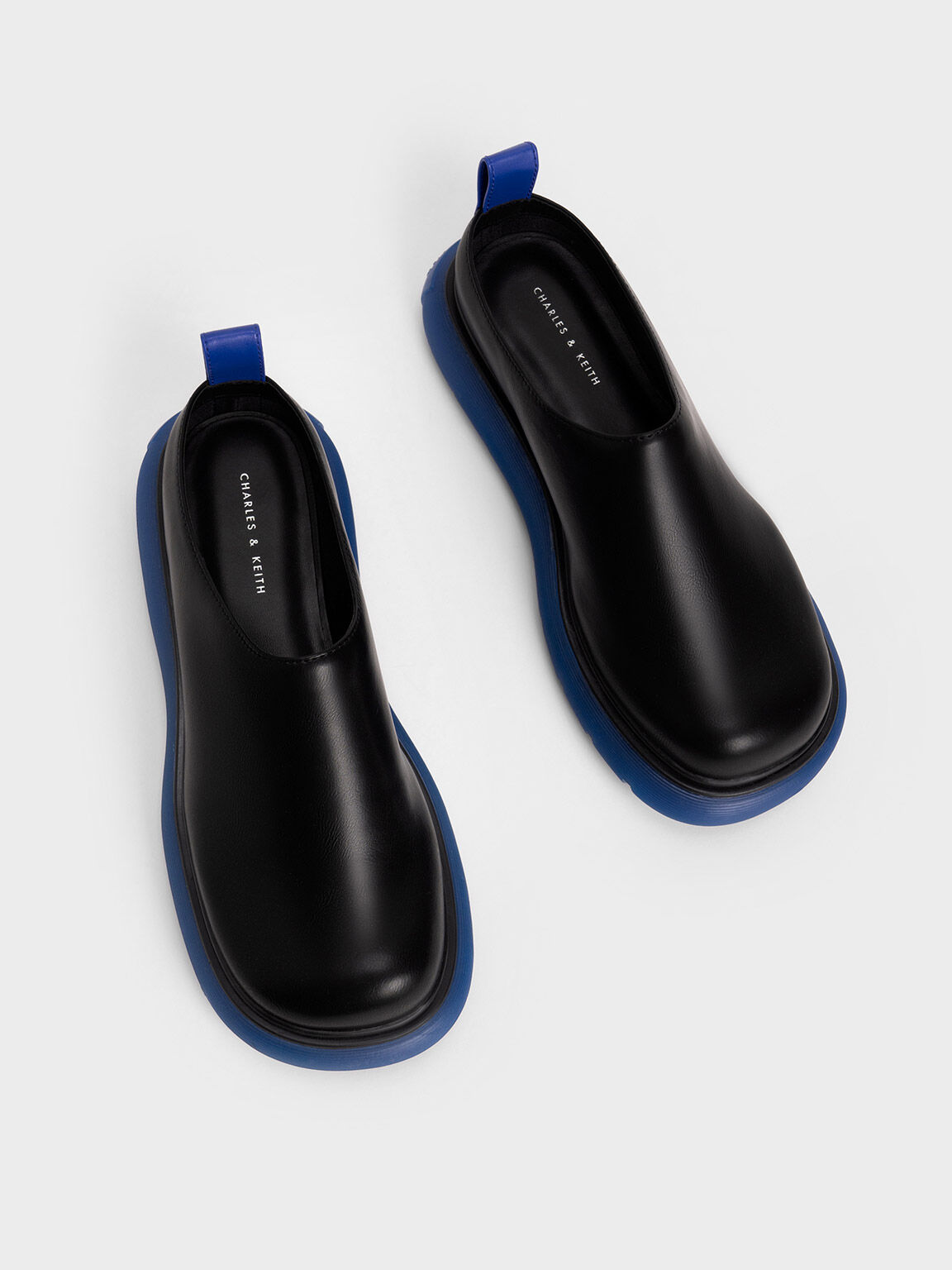 Sepatu Mules Round-Toe Platform, Black, hi-res