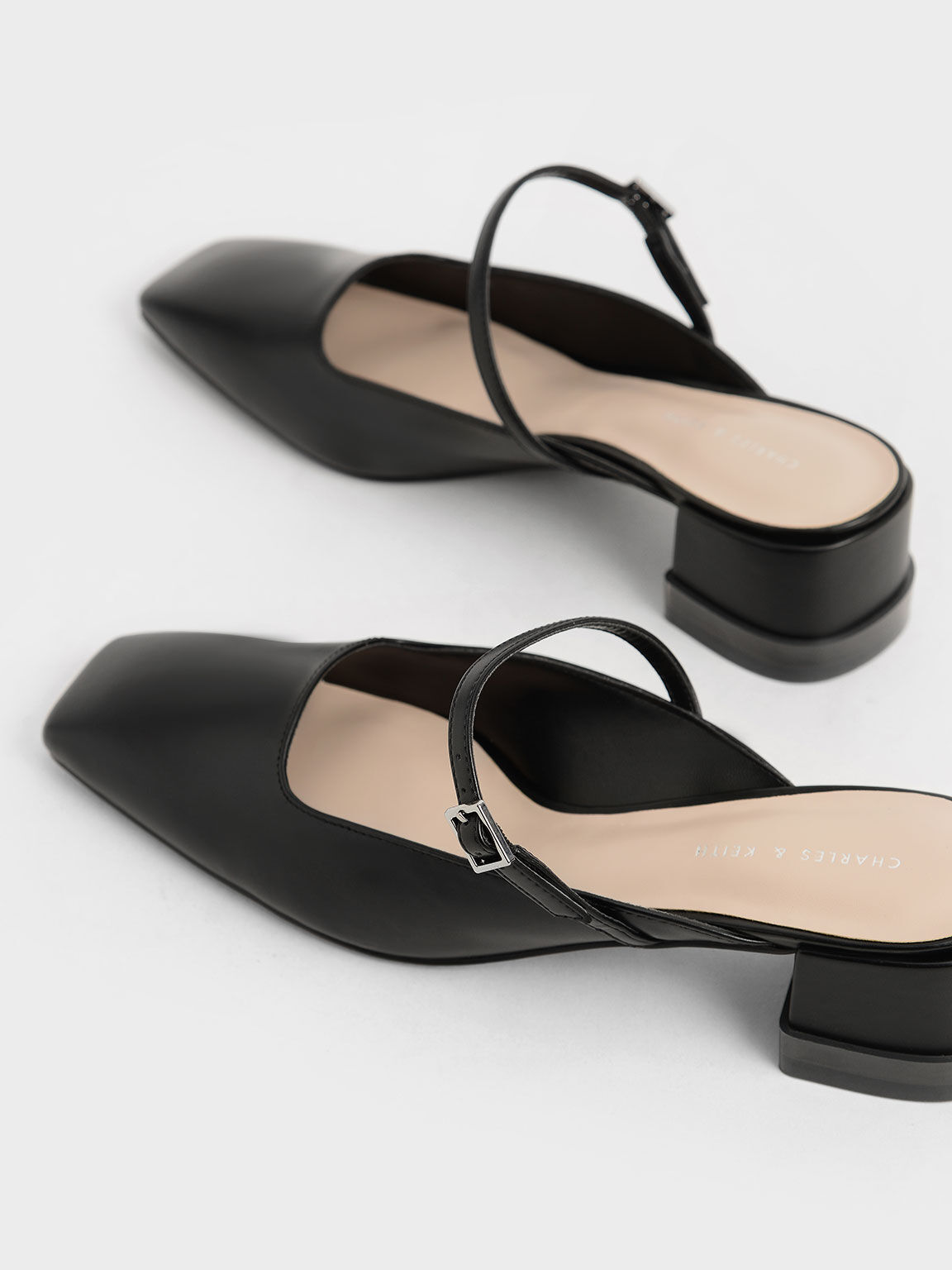 Sepatu Mary Janes, Black, hi-res