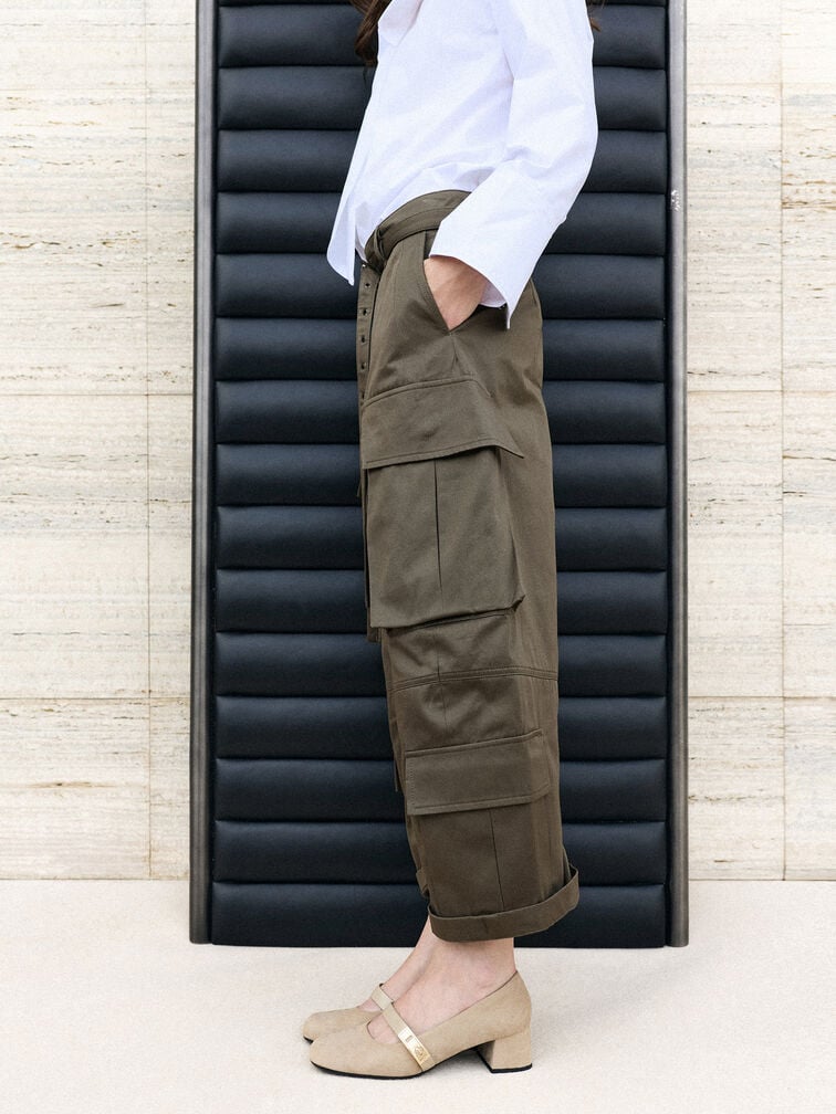 Sepatu Pumps Mary Jane Lando Faux Suede, Beige, hi-res